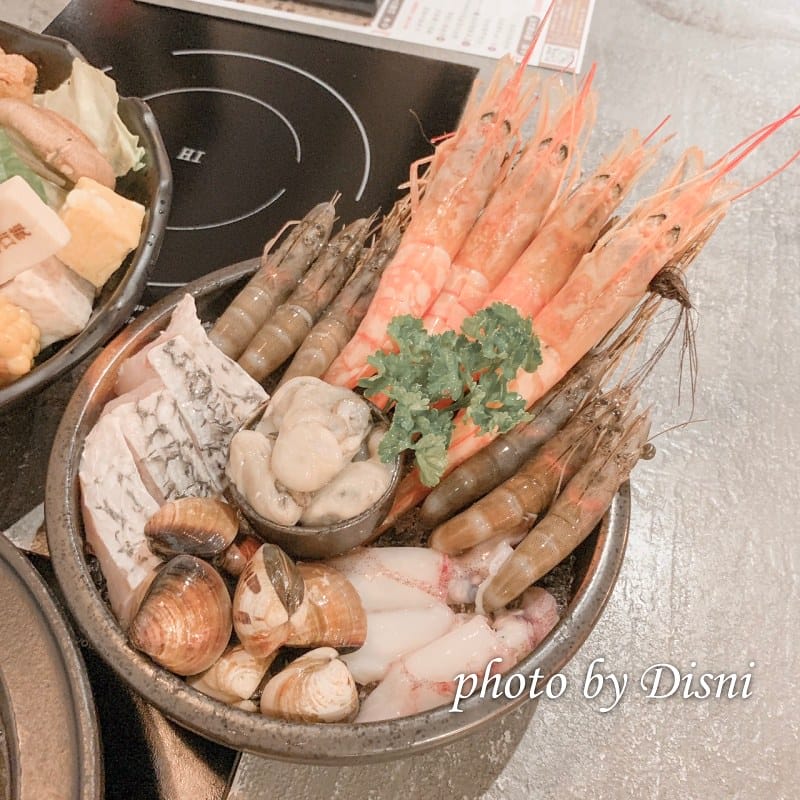 【台中美食】嗑肉石鍋-十甲店 豪華雙人套餐超豐盛,牛肉豬肉品質好、小痛風拼盤很超值 - 第23張圖 1-9 S__165052461