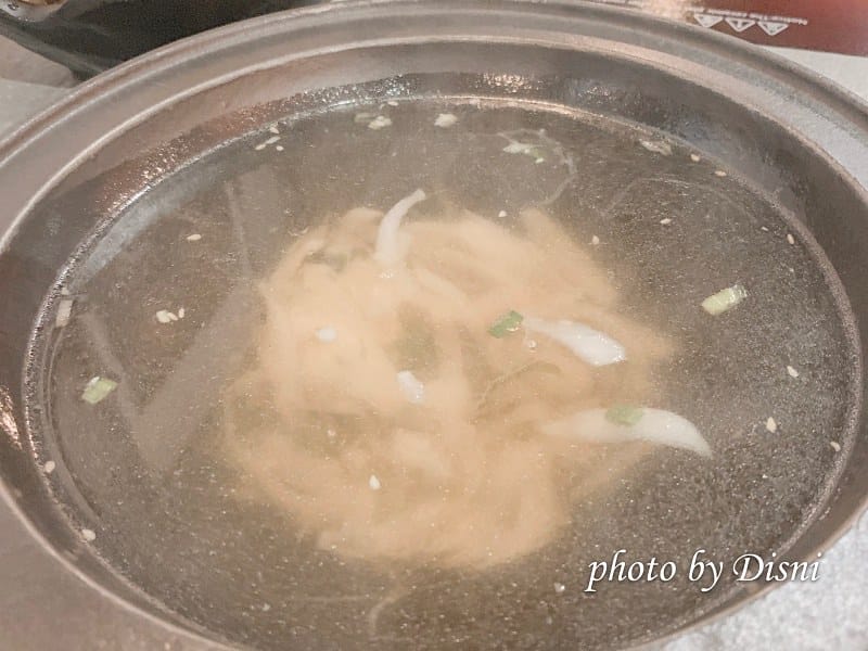【台中美食】嗑肉石鍋-十甲店 豪華雙人套餐超豐盛,牛肉豬肉品質好、小痛風拼盤很超值 - 第15張圖 1-6 S__165052456