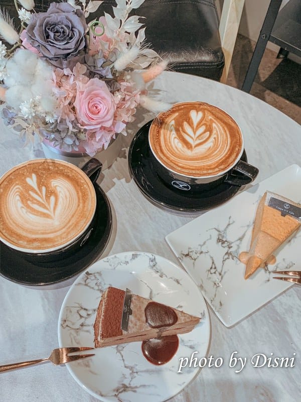 【台中美食】Cuppa VV Cafe輕食早午餐下午茶熱門選擇,排隊千層好吃推薦IG打卡/網美店 - 第16張圖 1-8