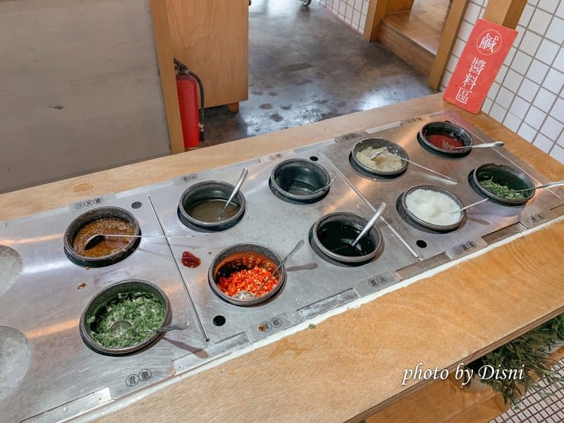 【台中美食】鍋裡.鍋物霧峰熱門排隊火鍋店,高cp值吃超飽IG打卡/網美店
