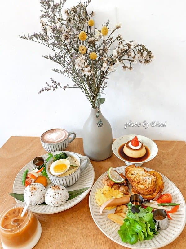 【台中西區美食】小家山食 Homey Café & Meal老宅清新早午餐,排隊美食採光超棒IG打卡拍照 - 第24張圖 2-6