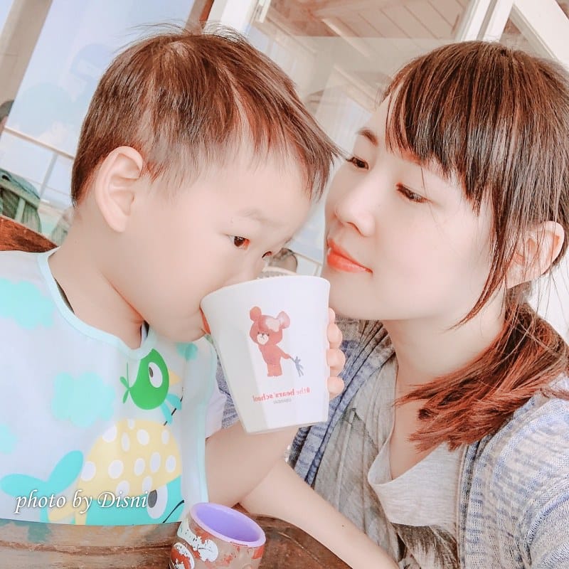 【日本遊記】一打一沖繩親子自由行Day3美國村下午茶Seaside Cafe Hanon/AEON永旺買藥妝/大國藥妝/ARICCIA晚餐pizza沖繩美食/美國村住宿