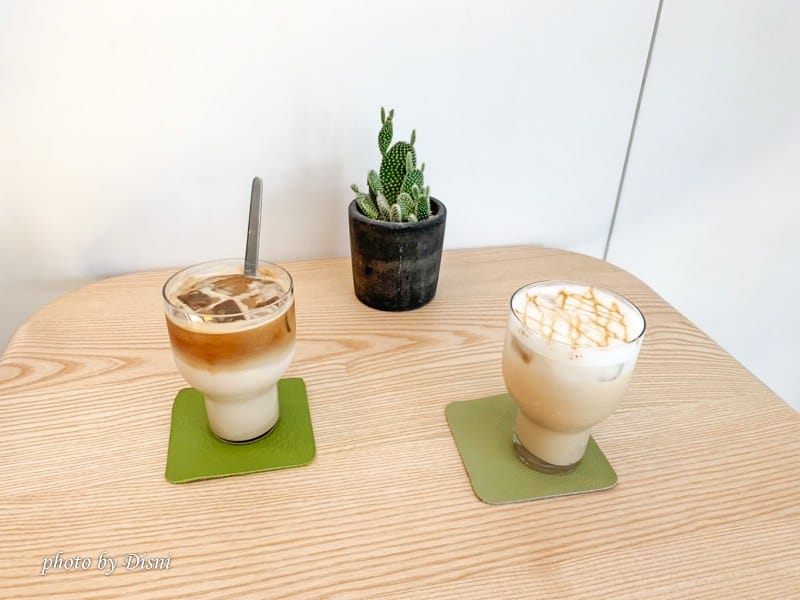 【台中南屯美食】JYT Cafe屏東芳美茶行,歐洲設計師家具的美學空間IG打卡/菜單 - 第15張圖 2-4