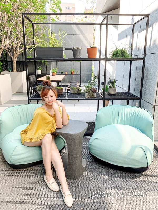 【台中南屯美食】JYT Cafe屏東芳美茶行,歐洲設計師家具的美學空間IG打卡/菜單 - 第14張圖 2-3