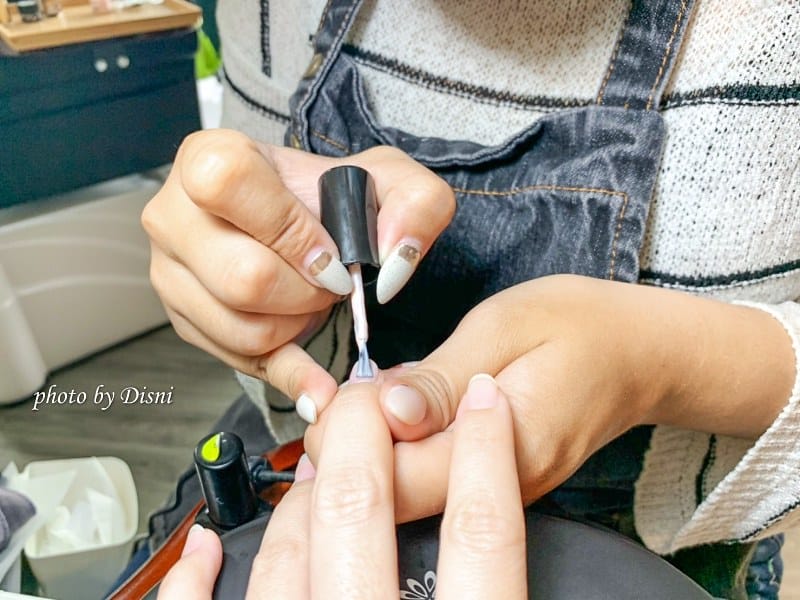 【台中美甲】NAIL4U 指有為你美感超強 技巧超好 最滿意的指甲美甲/美睫/熱蠟除毛/藻針/杏仁酸/液態皮秒/手足保養 - 第15張圖 1-5 S__201293841
