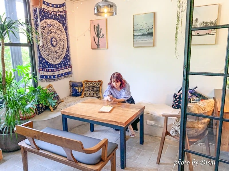 【台中西區美食】飪荇咖啡Renxing CAFE大份量平價美味早午餐,高質感裝潢擺飾奢華咖啡廳IG打卡/菜單 - 第8張圖 1-2 S__205357141