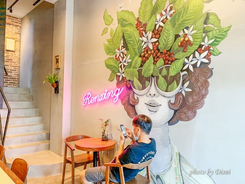 【台中西區美食】飪荇咖啡Renxing CAFE大份量平價美味早午餐,高質感裝潢擺飾奢華咖啡廳IG打卡/菜單 - 第4張圖 1-2 S__205357137