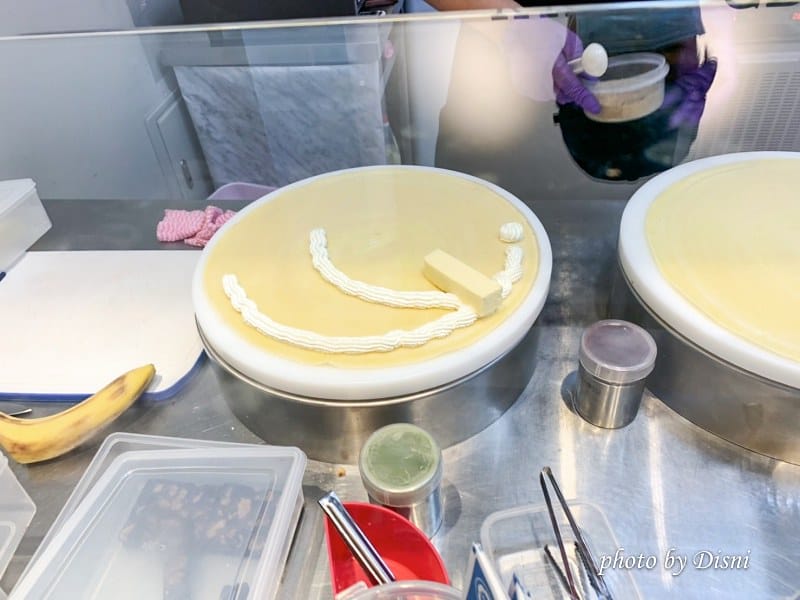 【台中北區美食】商家標誌 桐生日式可麗餅一中街排隊甜點店,軟餅皮豐富口味推薦 - 第5張圖 1-2