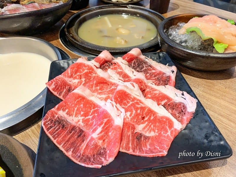 【台中大里美食】八吋鍋獨家藥膳豬腳鍋/香濃牛奶鍋,平價美味推薦 - 第12張圖 1-4 S__212516880
