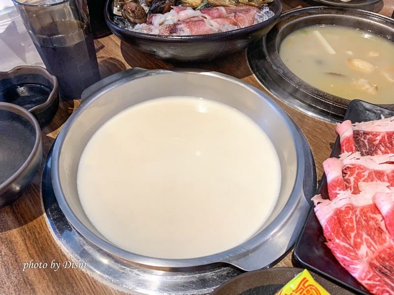 【台中大里美食】八吋鍋獨家藥膳豬腳鍋/香濃牛奶鍋,平價美味推薦 - 第11張圖 1-4 S__212516877