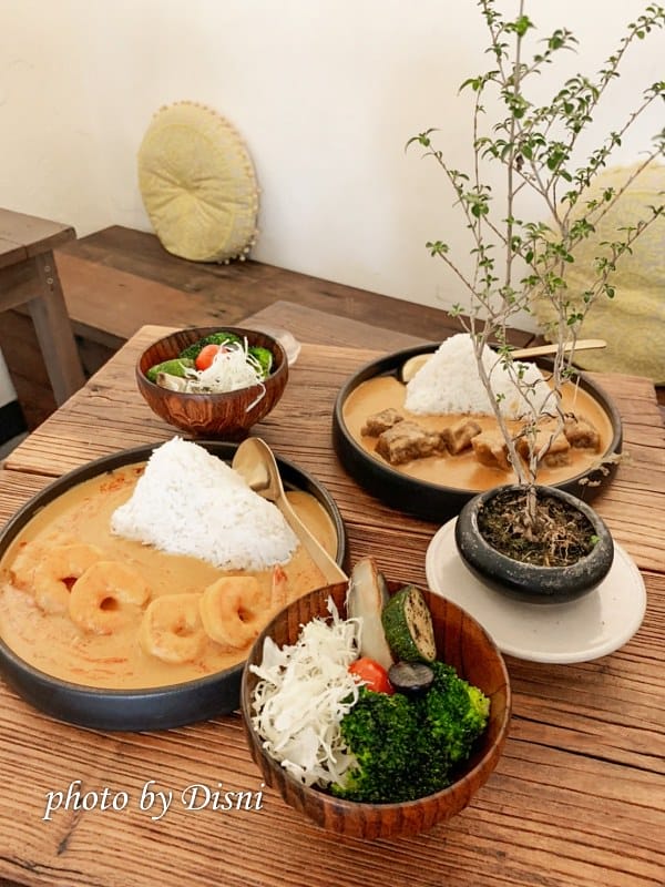 【台中南屯美食】山色 Shānsè黎明新村超夯排隊美食,台南山林香泰式咖哩IG打卡/菜單 - 第19張圖 1-3 S__218587162