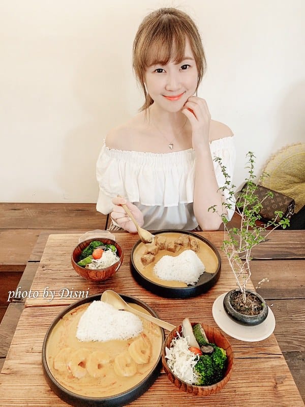 【台中南屯美食】山色 Shānsè黎明新村超夯排隊美食,台南山林香泰式咖哩IG打卡/菜單 - 第15張圖 1-3 S__218587158