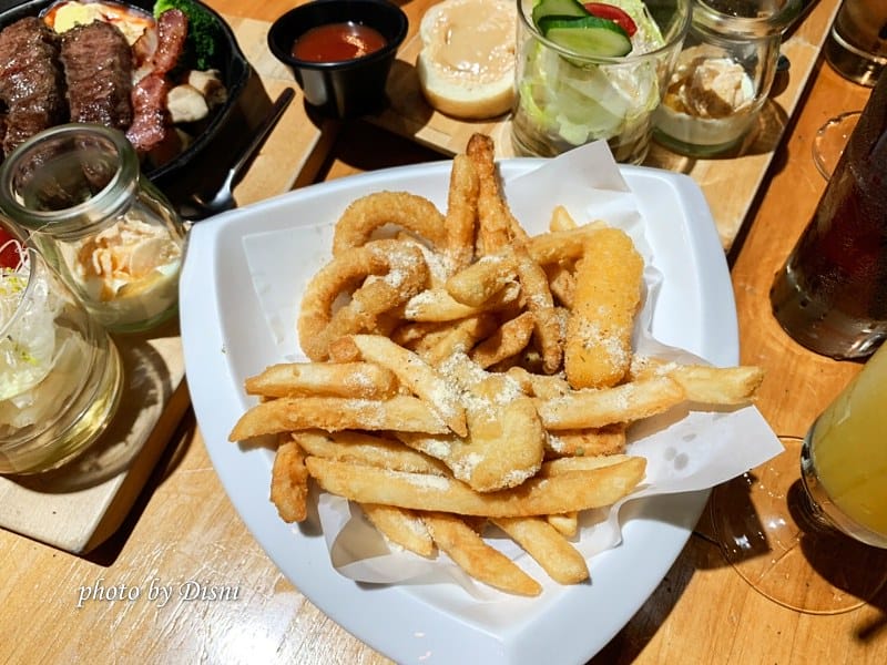 【台中西區美食】Smoker煙燻咖啡隱藏在勤美巷弄的美食,小鐵鍋早午餐熱門老屋IG打卡/菜單 - 第12張圖 1-7