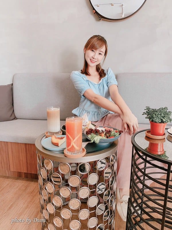 【台中南屯美食】Cupoti Cafe咖波堤美麗藍色系早午餐咖啡廳,質感裝潢 平價飲品IG打卡/菜單 - 第19張圖 1-9