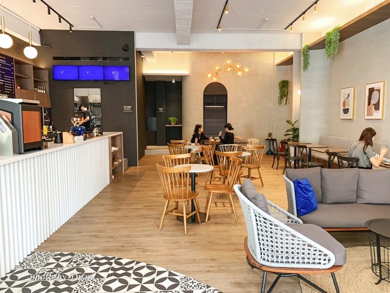 【台中南屯美食】Cupoti Cafe咖波堤美麗藍色系早午餐咖啡廳,質感裝潢 平價飲品IG打卡/菜單 - 第6張圖 1-2 S__224559117