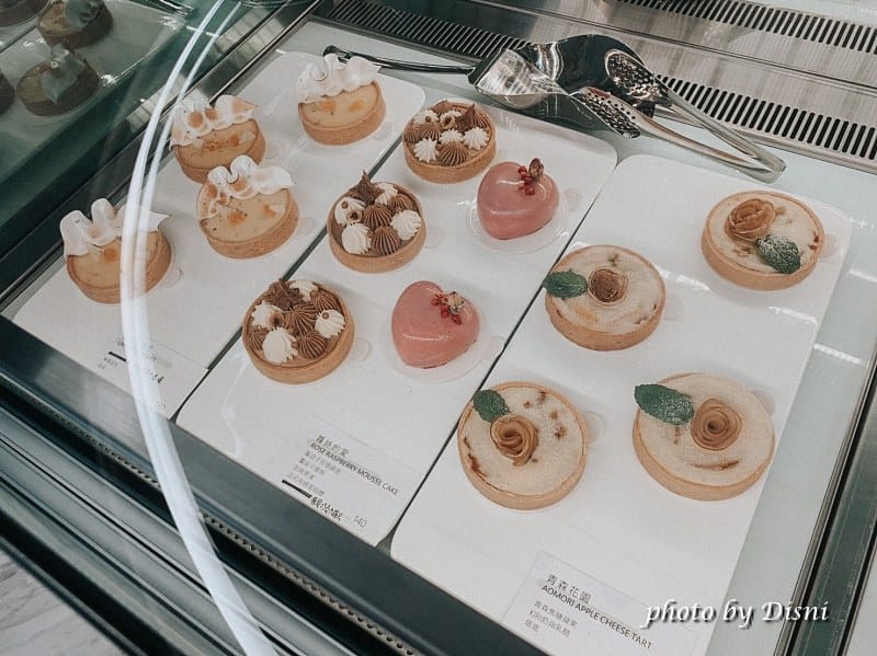 【台中西區美食】侘寂 Patisserie白色系質感獨棟甜點店,網美必拍餐廳IG打卡/菜單 - 第10張圖 1-3 S__239960185_batch