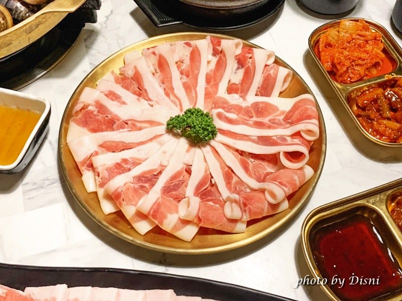 【台中西屯美食】銀鉤韓式鍋物銅盤烤肉台中逢甲銅盤烤肉、鍋物推薦,豐富好吃高cp值IG打卡/菜單 - 第18張圖 1-4 S__243146775_batch