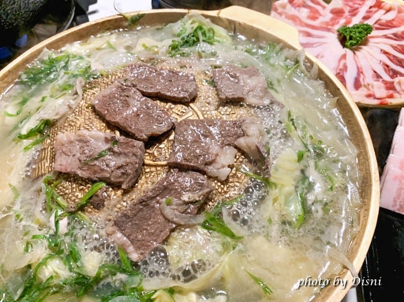 【台中西屯美食】銀鉤韓式鍋物銅盤烤肉台中逢甲銅盤烤肉、鍋物推薦,豐富好吃高cp值IG打卡/菜單 - 第26張圖 1-6 S__243146784_batch