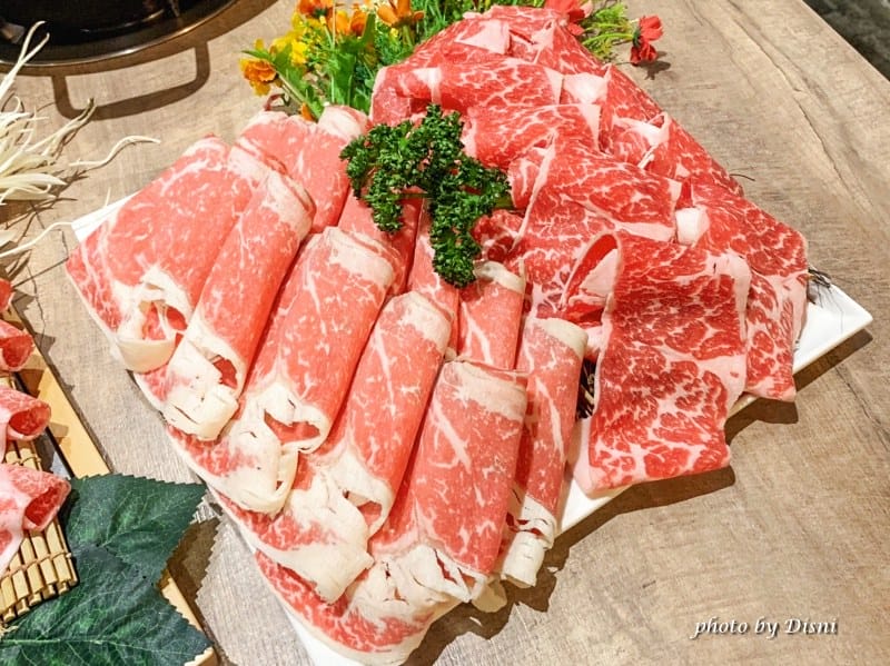 【台中北屯美食】深紅汕頭鍋物二訪的超好吃火鍋推薦,四人套餐海鮮肉盤大爆炸IG打卡/菜單 - 第9張圖 S__250953749_batch1