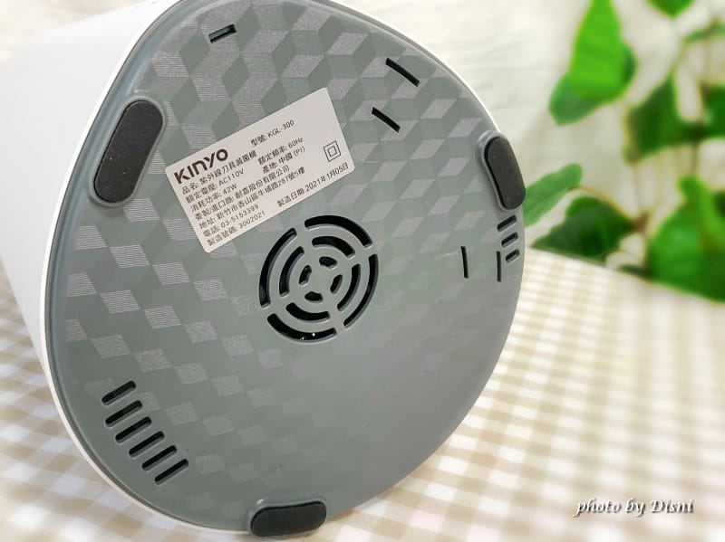 【生活用品】KINYO紫外線刀具機防疫消毒工具,讓廚房收納更輕鬆 - 第8張圖 1-2 S__7815177_batch1