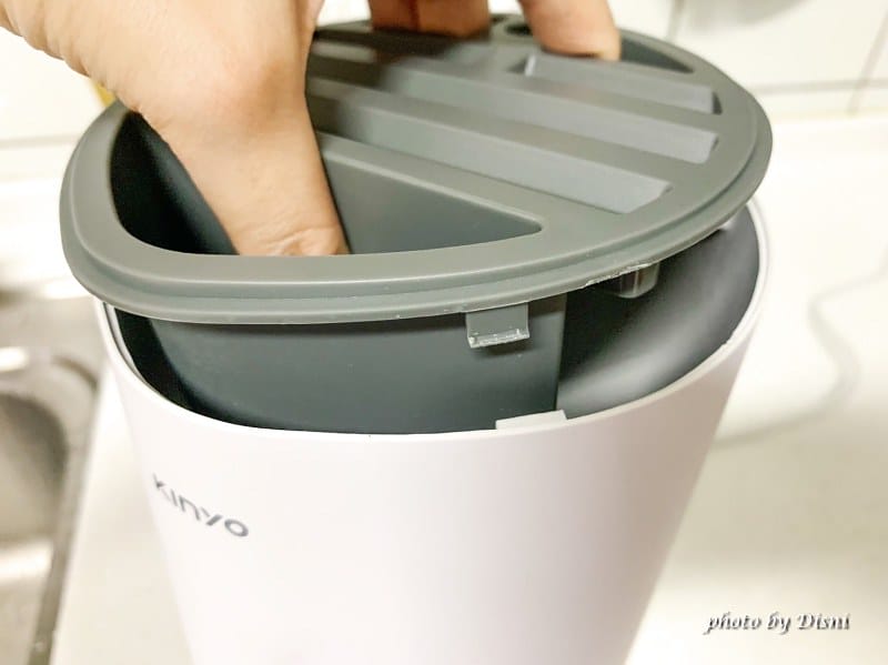 【生活用品】KINYO紫外線刀具機防疫消毒工具,讓廚房收納更輕鬆 - 第14張圖 1-5 S__7815187_batch1