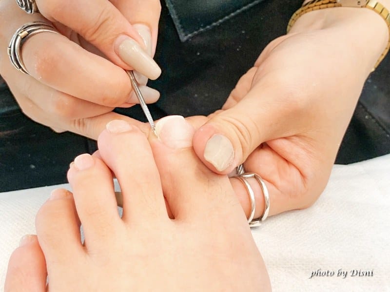 【台中美甲】NailNail安和店服務親切專業的白色風情美甲店,足部保養單色凝膠 - 第24張圖 S__14188607_batch1