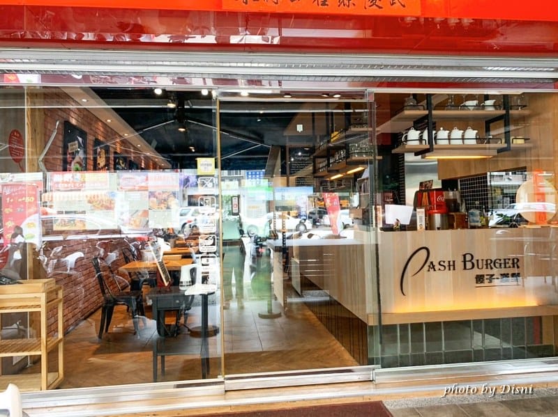 【台中西區美食】傻子漢堡 Pash Burgercp值超高的美味漢堡,牛肉真的沒話說啊IG打卡/菜單 - 第3張圖 S__20389894_batch1