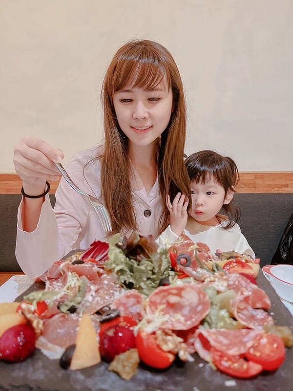 1-5 S__30220321