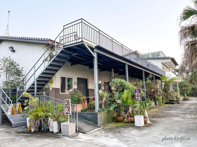 【雲林古坑住宿】棕櫚島民宿一秒來到海島度假,樓中樓設計 南洋風專屬庭園 適合親子 - 第3張圖 S__36552709_batch