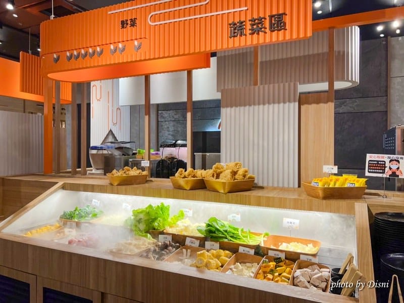 【台中西區美食】聚北海道鍋物公益路美食自助吧吃到飽,可愛熊熊、驚人肉瀑布火鍋IG打卡/菜單 - 第8張圖 S__41353232_batch