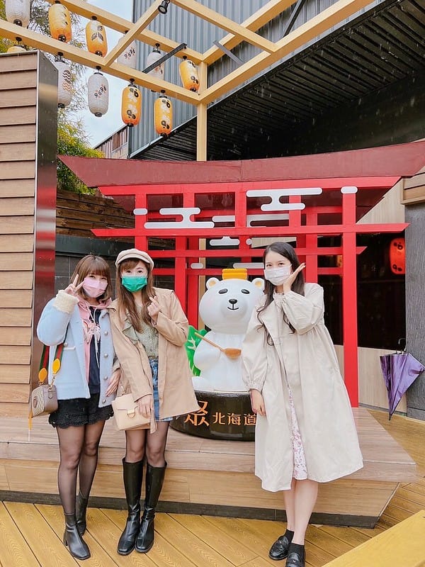 【台中西區美食】聚北海道鍋物公益路美食自助吧吃到飽,可愛熊熊、驚人肉瀑布火鍋IG打卡/菜單 - 第20張圖 S__41353246