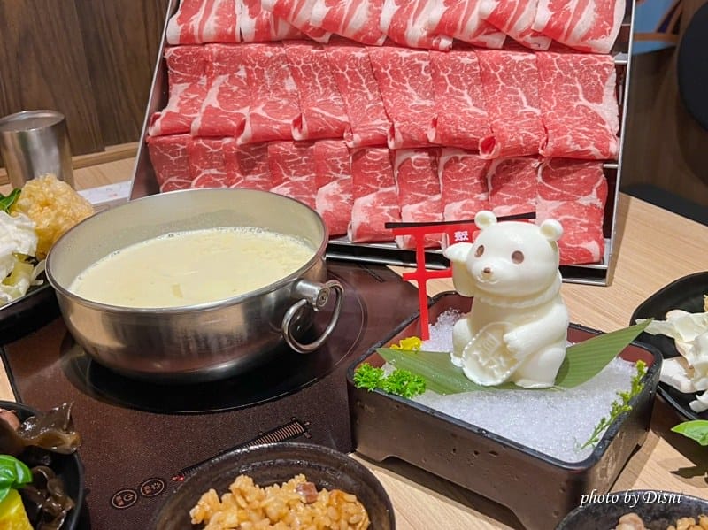 【台中西區美食】聚北海道鍋物公益路美食自助吧吃到飽,可愛熊熊、驚人肉瀑布火鍋IG打卡/菜單 - 第13張圖 S__41353239_batch