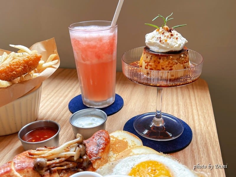【台中北區美食】Roundabout Café 圓環咖啡梅川質感藍色早午餐,招牌浮誇系咖啡必點IG打卡/菜單 - 第17張圖 S__43212832_batch