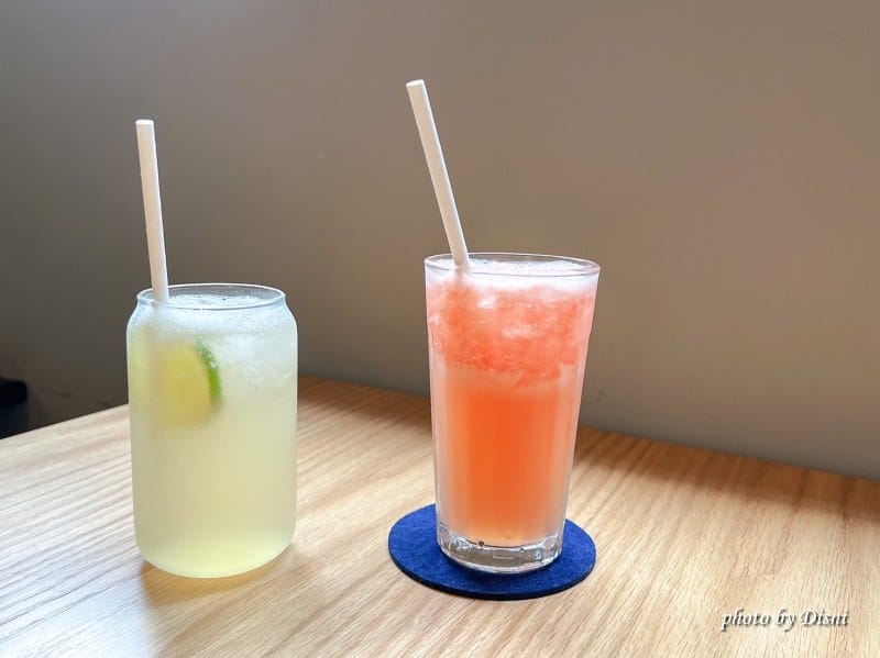 【台中北區美食】Roundabout Café 圓環咖啡梅川質感藍色早午餐,招牌浮誇系咖啡必點IG打卡/菜單 - 第13張圖 S__43212828_batch