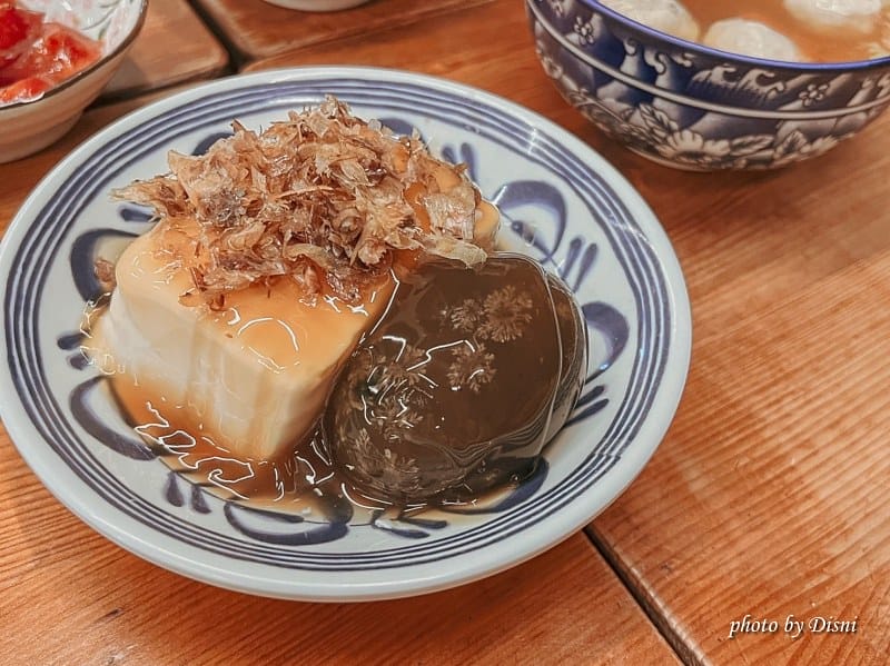 【台南中西區美食】鼎富發豬油拌飯知名人氣排隊小吃,美食之旅不能少藍曬圖/國華街 - 第8張圖 S__43278345_batch