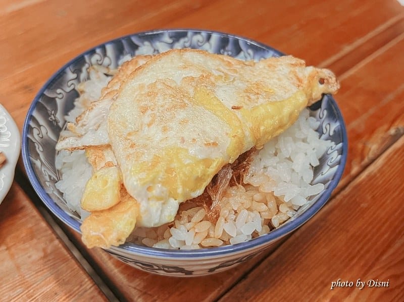 【台南中西區美食】鼎富發豬油拌飯知名人氣排隊小吃,美食之旅不能少藍曬圖/國華街 - 第10張圖 S__43278349_batch