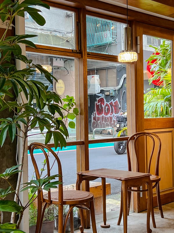 【台北大安美食】annyoung cafe純正韓國咖啡廳,特色蜂蜜海苔年糕、甜點、咖啡IG打卡/菜單 - 第6張圖 1-2 IMG_1036