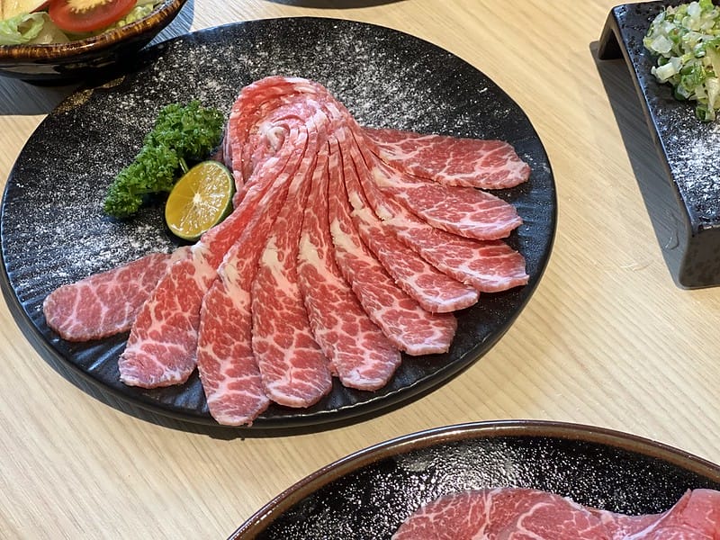 【台中大里美食】肉肉炭爐燒肉真的使用碳烤的燒肉在這超豐盛燒肉套餐 單點 - 第13張圖 5-3 IMG_2982