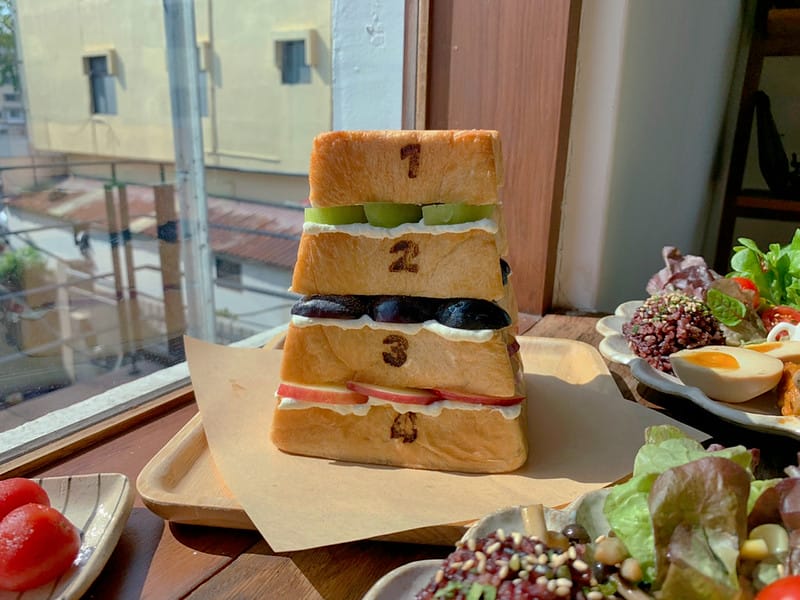 mitaka 3e cafe