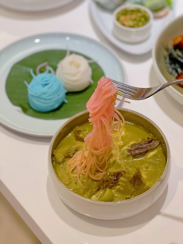 【台中東區美食】Lady nara 曼谷新泰式料理LaLaPort必吃美食,萬聖節限定黑夜降臨IG打卡/菜單 - 第7張圖 1-3 F_IMG_3065