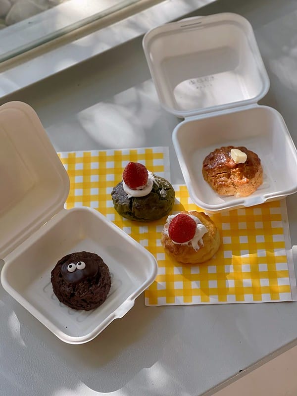 【台中西區美食】尷尬司康金典綠園道第六市場,人氣排隊美食 草莓季 限量IG打卡/菜單 - 第11張圖 1-6 F_IMG_2104