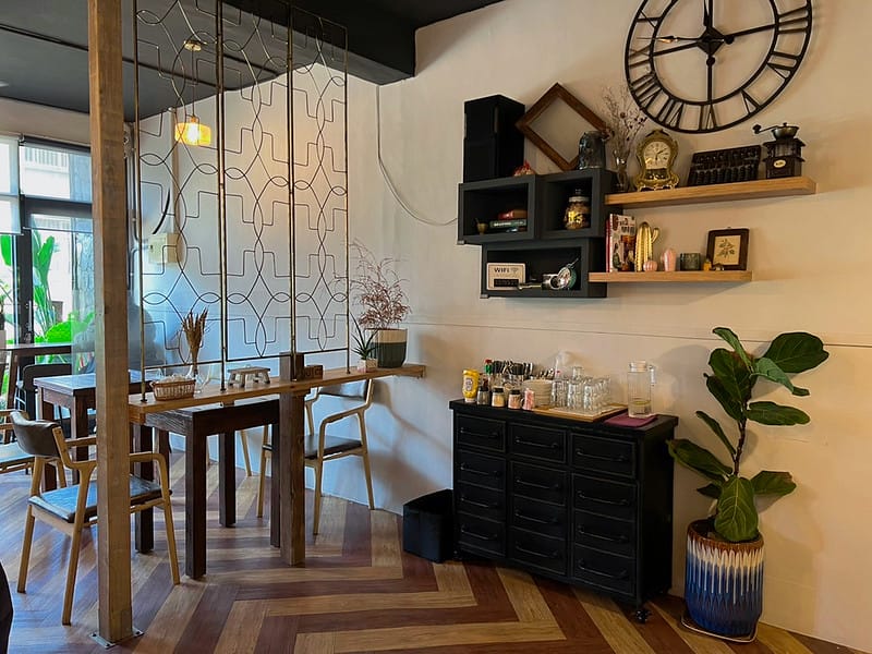 【台中西區美食】慕泥灰咖啡向上店老宅改建小花園早午餐推薦,審計新村/勤美商圈/向上市場IG打卡/菜單 - 第9張圖 1-4 F_IMG_7290