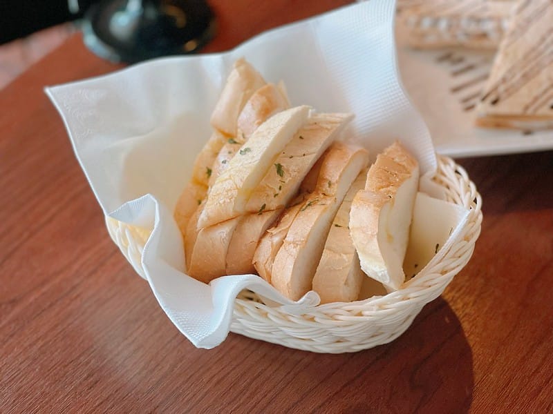 【台中西區美食】 ABV Bar & Kitchen 地中海餐酒館超棒氣氛運動餐廳,整櫃各國風味啤酒IG打卡/菜單 - 第14張圖 1-4 F_IMG_6755