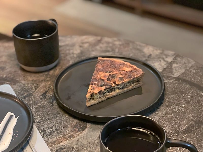 【台中西區美食】岟川咖啡特色計時咖啡廳,特色老宅下午茶 復古老物IG打卡/菜單 - 第21張圖 1-3 F_IMG_1832