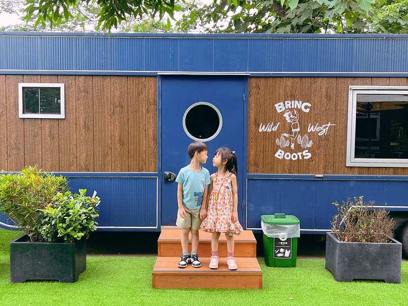 【苗栗南庄住宿】蘇維拉莊園超可愛蘑菇屋、天空列車、樹屋 豪華露營,恐龍溜滑梯、園區好拍好玩IG打卡 - 第6張圖 1-2 F_IMG_4196