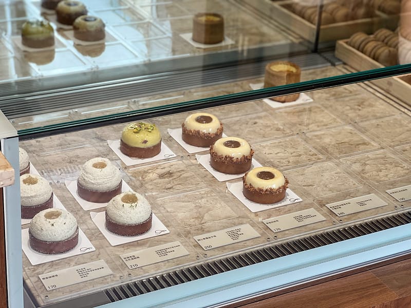 【台中北屯美食】HOCO・PÂTISSERIE 禾口甜點咖啡廳質感法式甜點 馬卡龍,試營運人氣美店IG打卡/菜單 - 第9張圖 1-4 F_IMG_8037