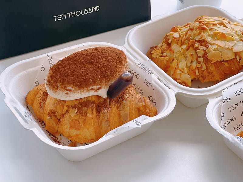 【台中北屯美食】Ten Thousand Coffee台中城市慨念店世界七大好喝咖啡之一,超好吃的可頌IG打卡/菜單 - 第13張圖 1-5 F_IMG_1603