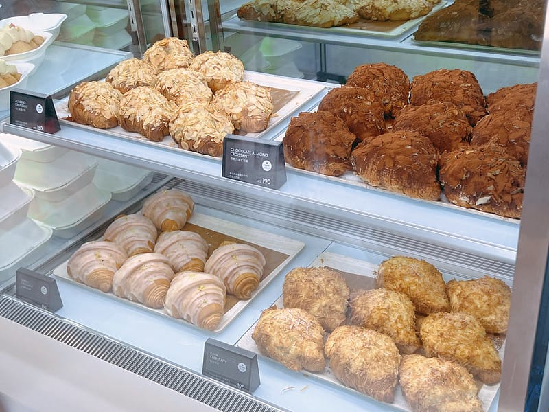 【台中北屯美食】Ten Thousand Coffee台中城市慨念店世界七大好喝咖啡之一,超好吃的可頌IG打卡/菜單 - 第8張圖 1-3 F_IMG_1598