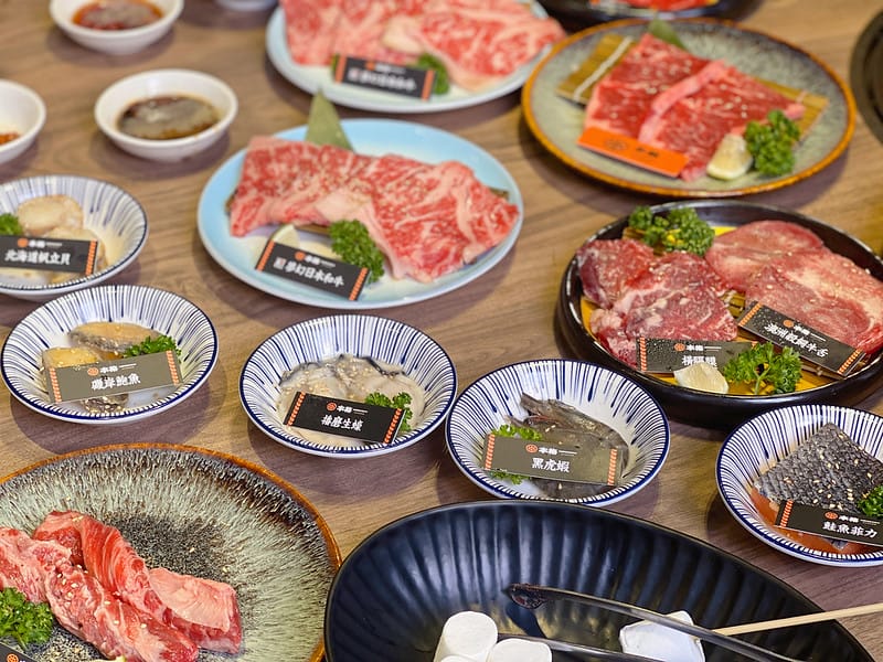 【台中北屯美食】本格和牛燒肉放題和牛吃到飽,超強自助吧朋友家庭聚餐IG打卡/菜單 - 第13張圖 1-4 F_IMG_1666