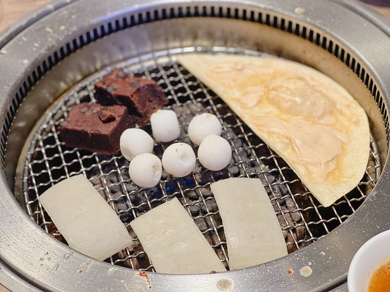 【台中北屯美食】本格和牛燒肉放題和牛吃到飽,超強自助吧朋友家庭聚餐IG打卡/菜單 - 第21張圖 1-4 F_IMG_1674